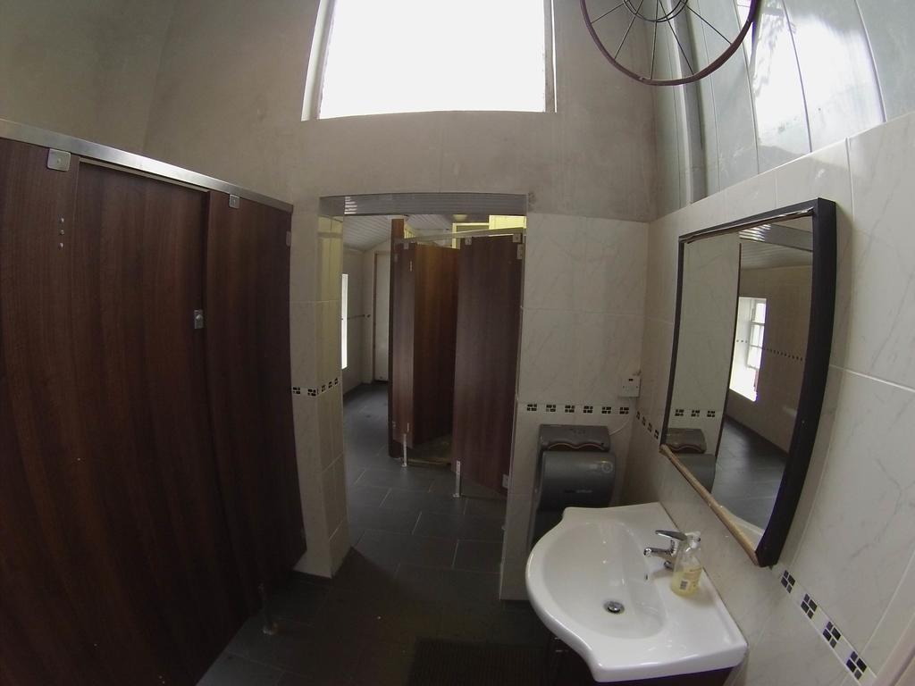 Backpackers Citi Hostel Дублин Экстерьер фото