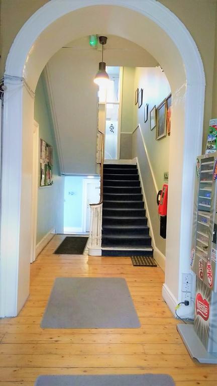 Backpackers Citi Hostel Дублин Экстерьер фото