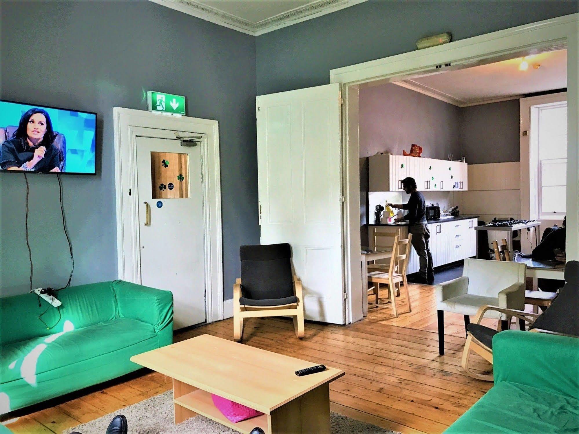 Backpackers Citi Hostel Дублин Экстерьер фото