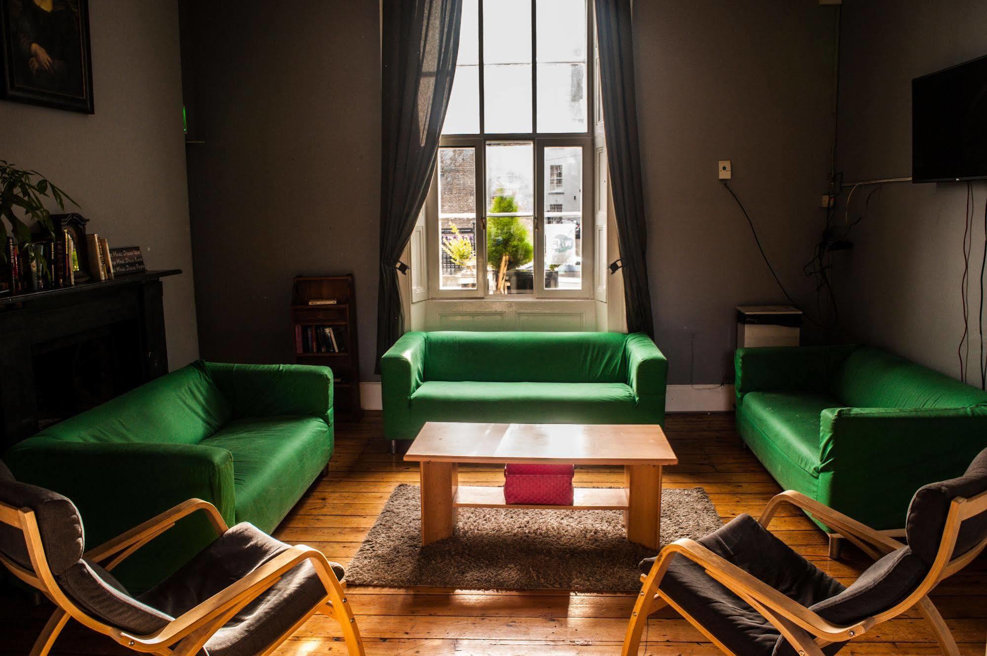 Backpackers Citi Hostel Дублин Экстерьер фото